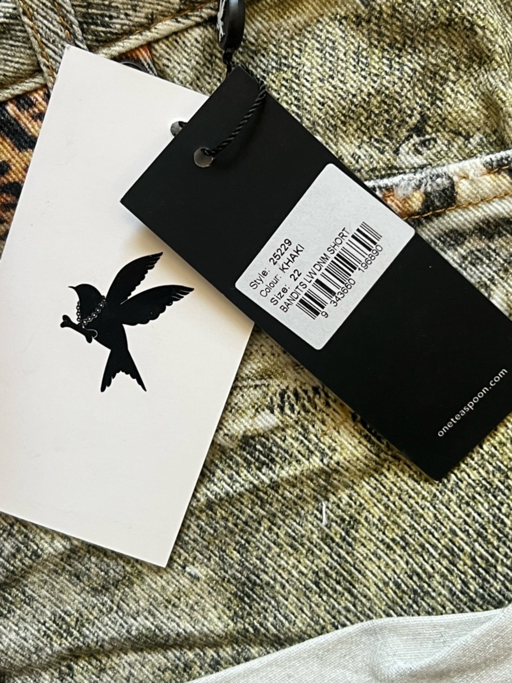 One Teaspoon Bandits Low Waist Shorts, Leopard “Khaki” Shorts - Picture 2 of 4